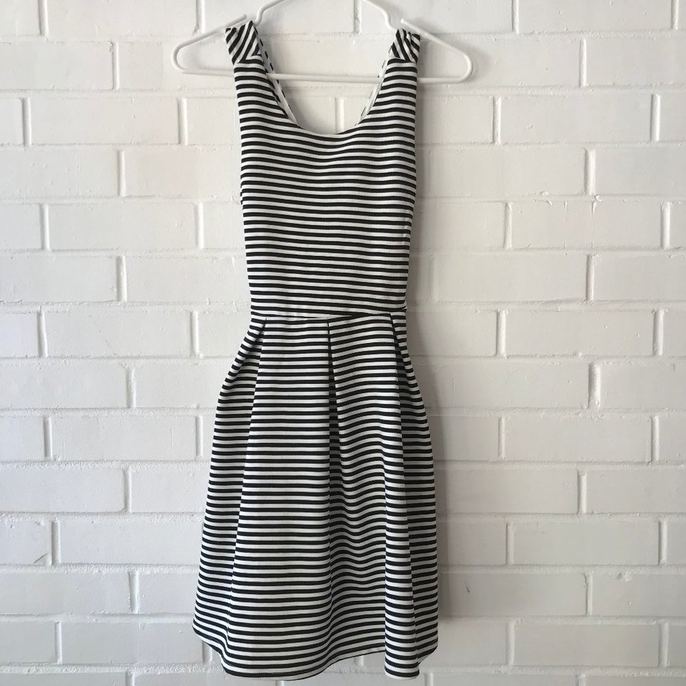 Zunie Cross Back Black & White Striped Dress